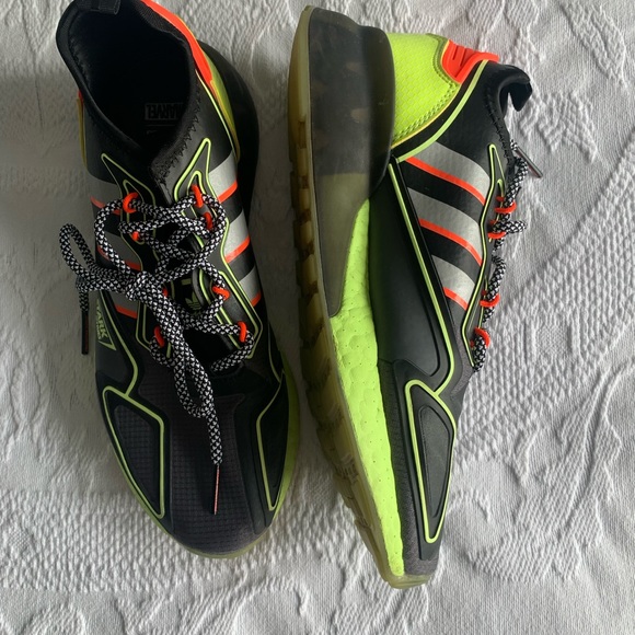 ZX 2K BOOST MARVEL SHOES, men’s size 8.5 - Picture 7 of 10